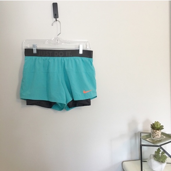 *SOLD* Dri-Fit Nike Teal Running Gym Shorts - Picture 6 of 6